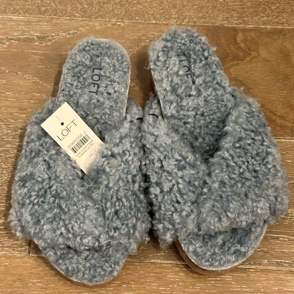 LOFT - Knotted Sherpa Slippers